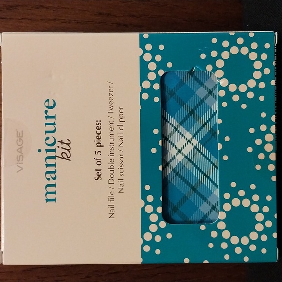 VISAGE 5 PIECE MANICURE SET AND CASE - Picture 6 of 7